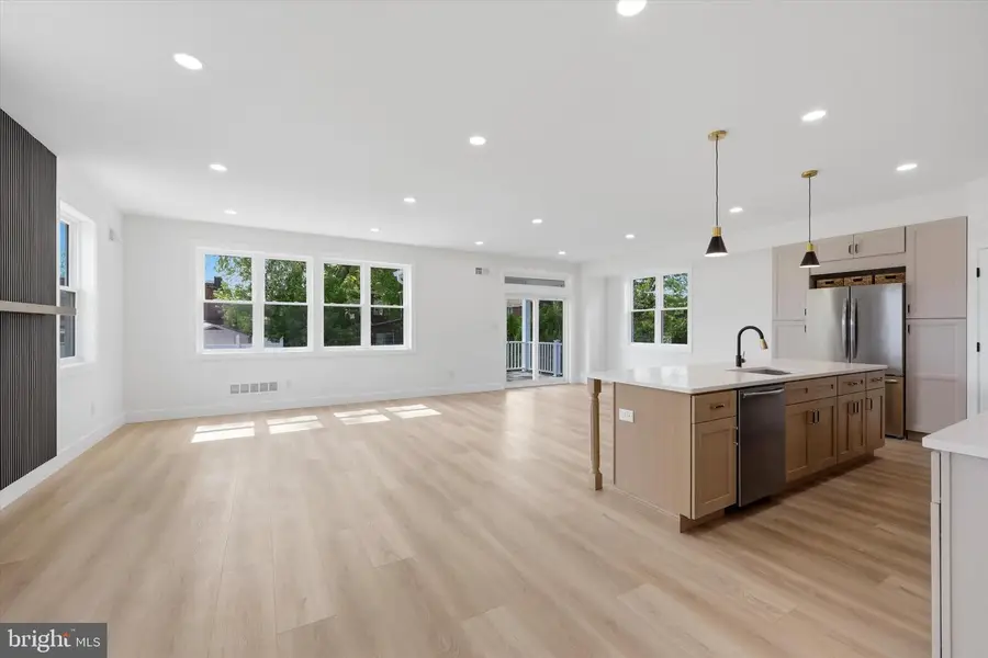 410 Bonsall Rd, Ridley Park, PA 19078 - #3