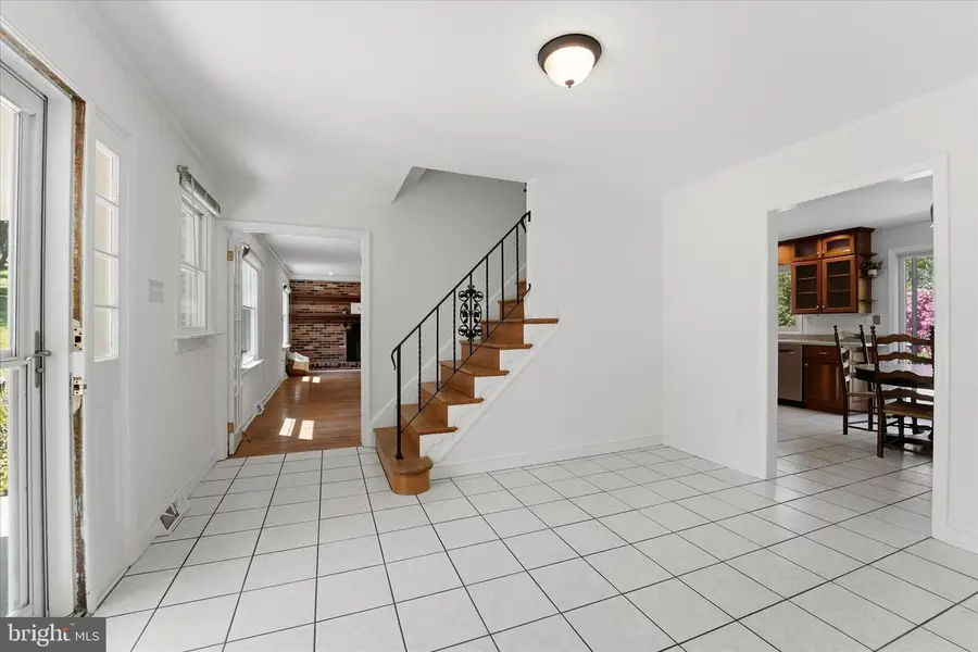 2 Woodbriar Dr, Media, PA 19063 - #3
