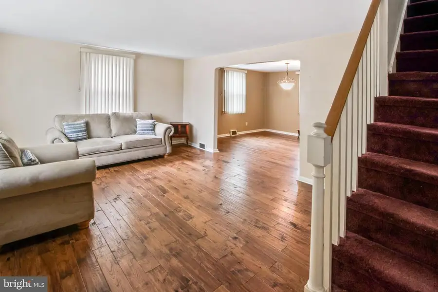 752 Kedron Ave, Morton, PA 19070 - #2