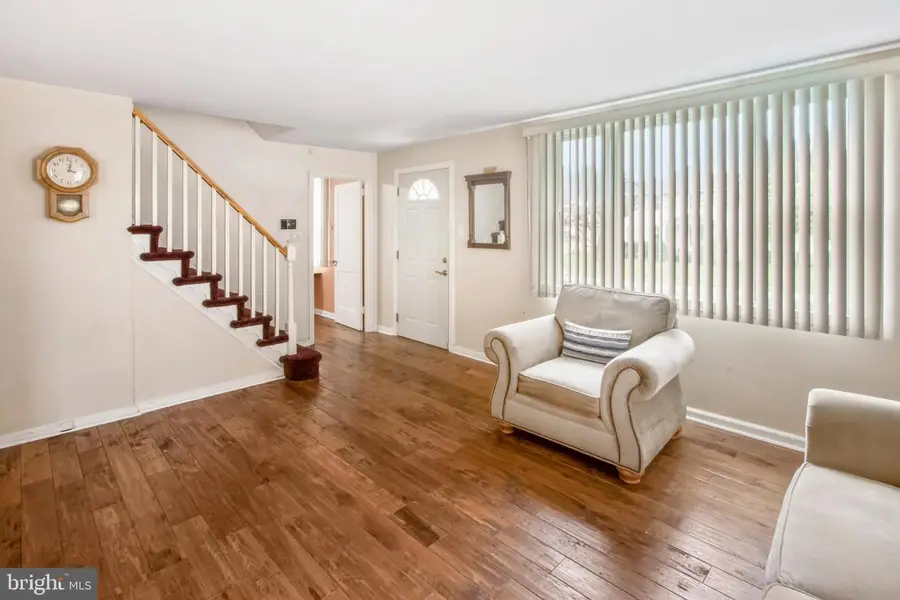 752 Kedron Ave, Morton, PA 19070 - #3