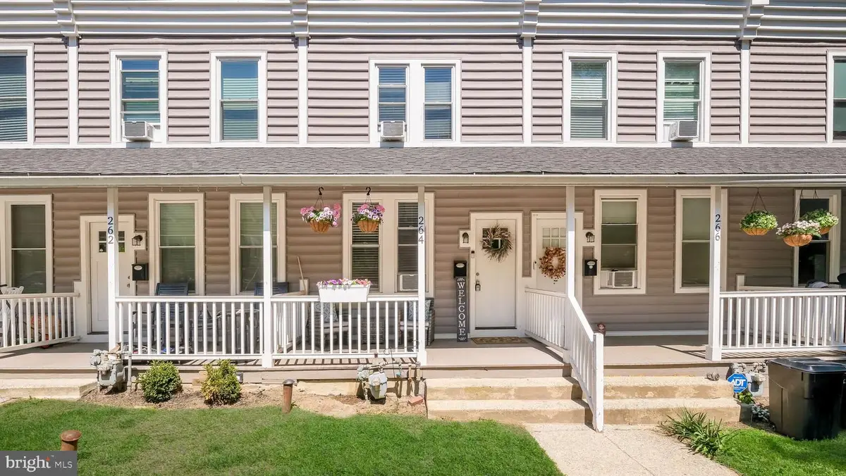 264 N Aberdeen Ave, Wayne, PA 19087 - #1