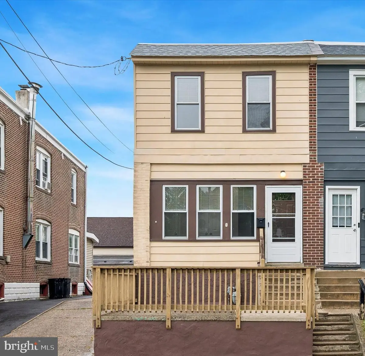 337 Seneca St, Lester, PA 19029 - #1