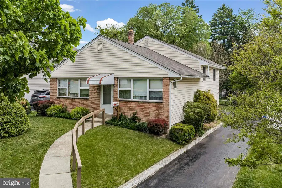 327 Ashland Ave, Secane, PA 19018 - #3