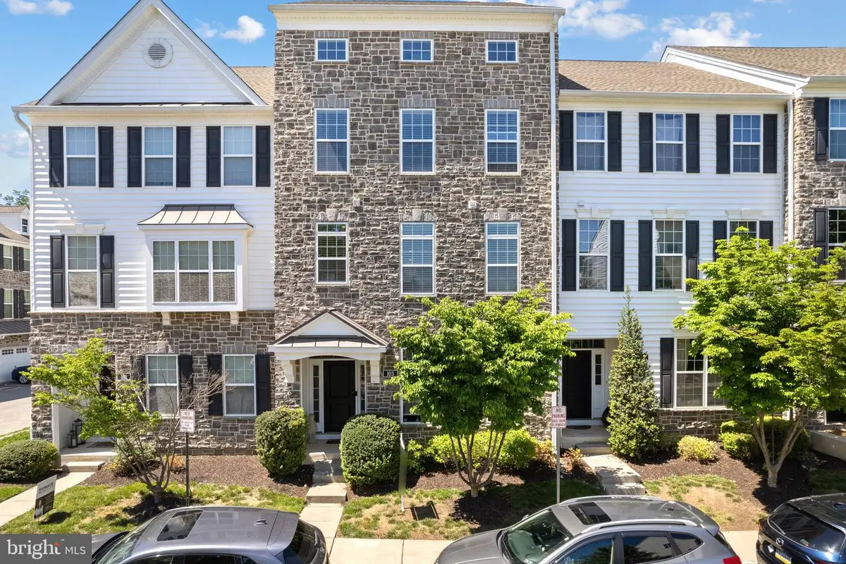 103 Murray Ln, Media, PA 19063 - #1