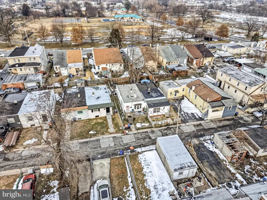 723 Mill St, Chester, PA 19013 - #2