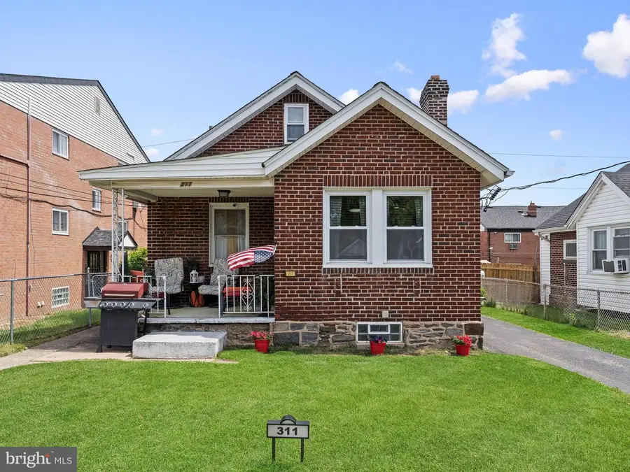 311 Reese St, Sharon Hill, PA 19079 - #2