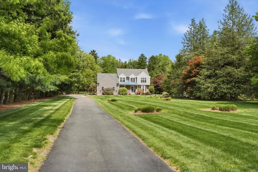 1060 Kirk Rd, Garnet Valley, PA 19060 - #2