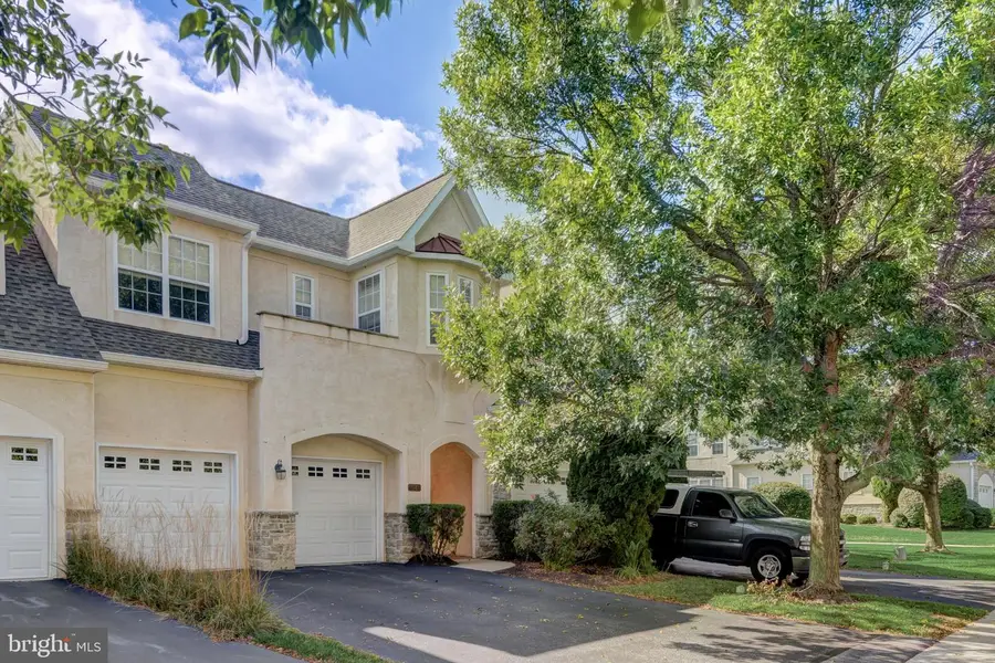 54 Old Barn Dr, West Chester, PA 19382 - #2