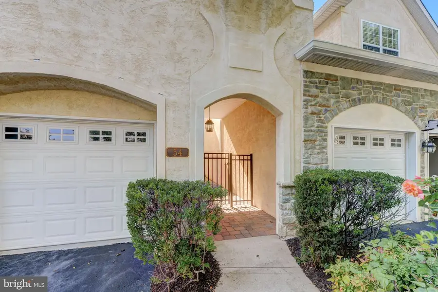 54 Old Barn Dr, West Chester, PA 19382 - #3