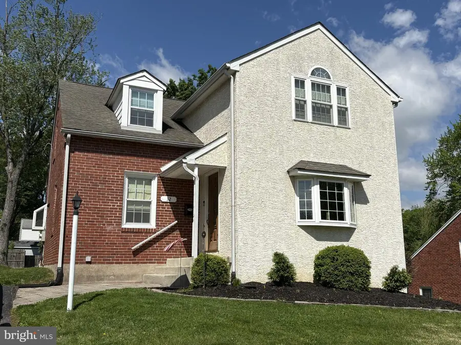 32 Radnor Dr, Newtown Square, PA 19073 - #3