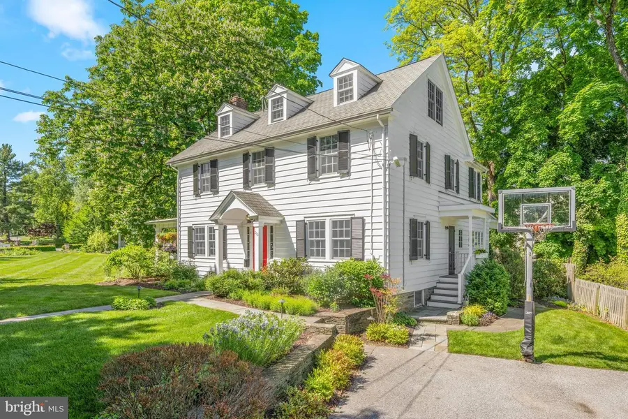 230 S Wayne Ave, Wayne, PA 19087 - #2