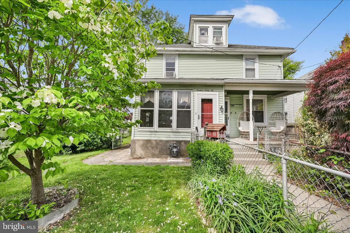 1666 Ward St, Marcus Hook, PA 19061 - #1