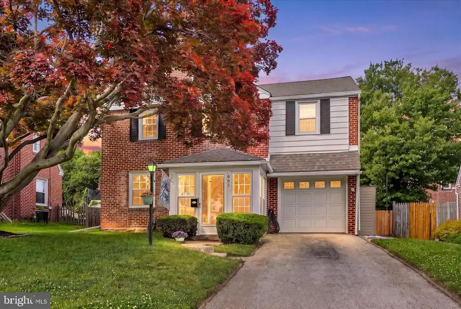 605 Willowbrook Rd, Havertown, PA 19083 - #2
