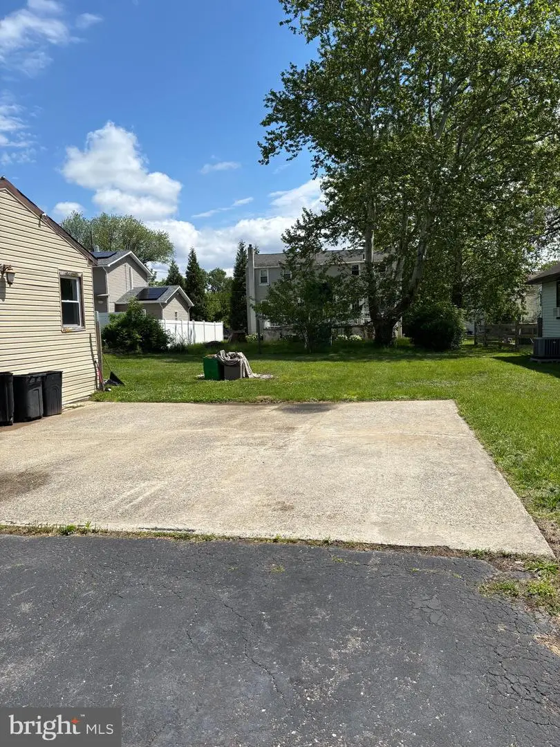 2377 Booker Ave, Upper Chichester, PA 19014 - #2
