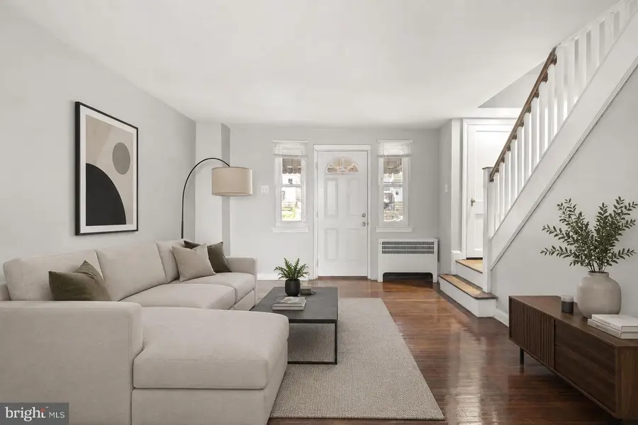 585 Snowden Rd, Upper Darby, PA 19082 - #2