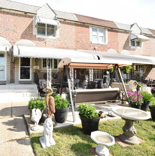 126 S Stratford Rd, GLENOLDEN, PA 19036