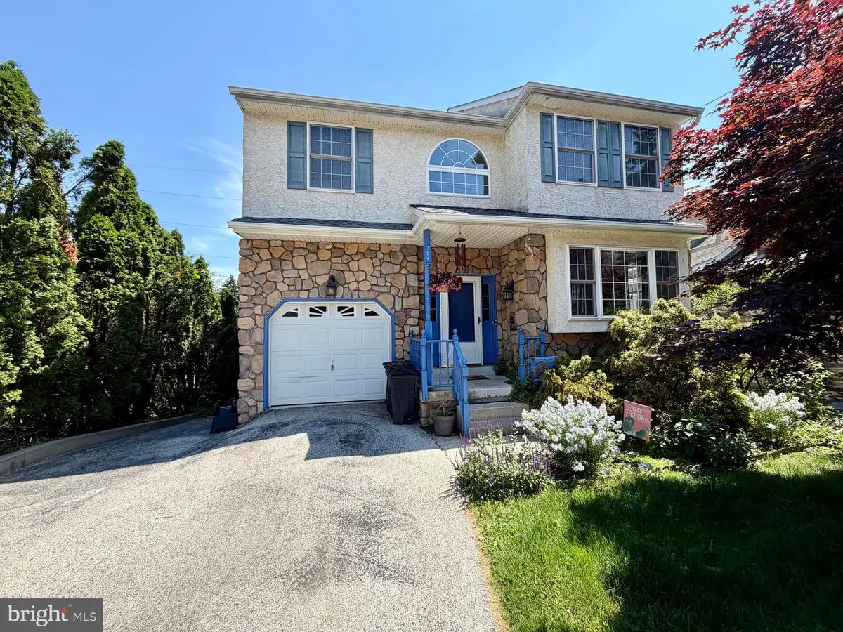754 Lawson Ave, Havertown, PA 19083 - #1