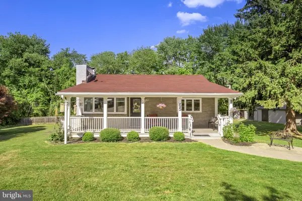 65 Brandywine St, CHADDS FORD, PA 19317