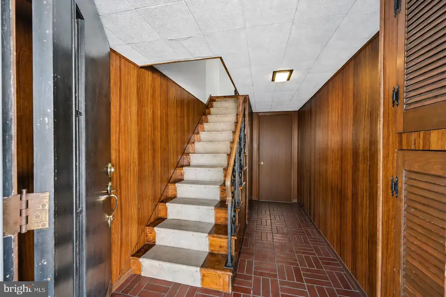 425 Arlington Ave, Upper Darby, PA 19082 - #3
