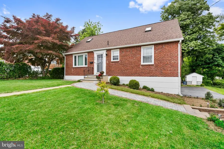 214 S Sproul Rd, Broomall, PA 19008 - #2