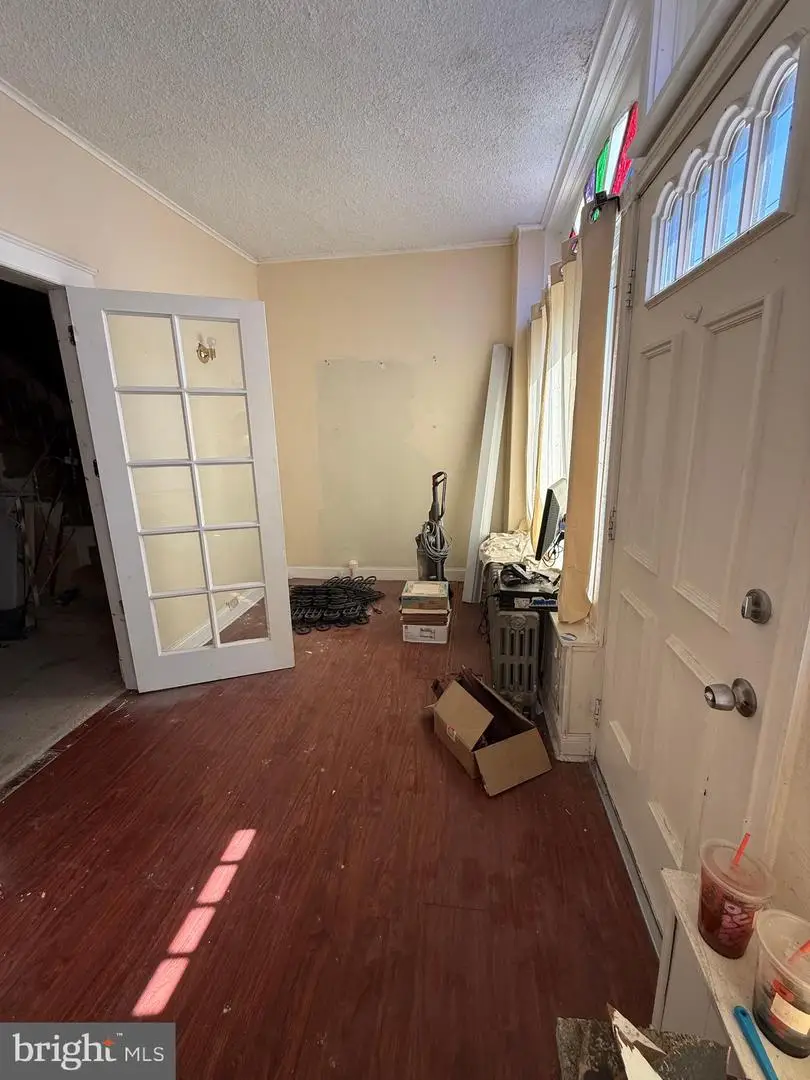 Address Withheld By Seller, Crum Lynne, PA 19022 - #2