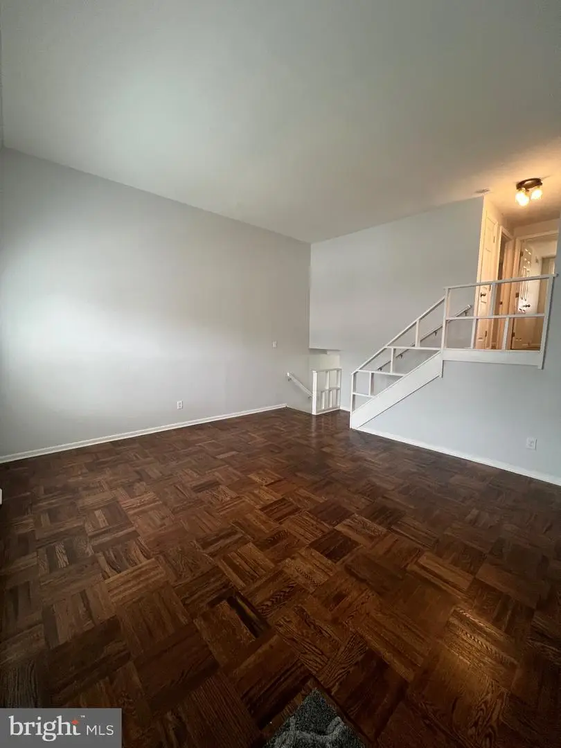 135 Ervin Ave, Marcus Hook, PA 19061 - #3