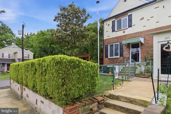 201 Willowbrook Ave, FOLSOM, PA 19033