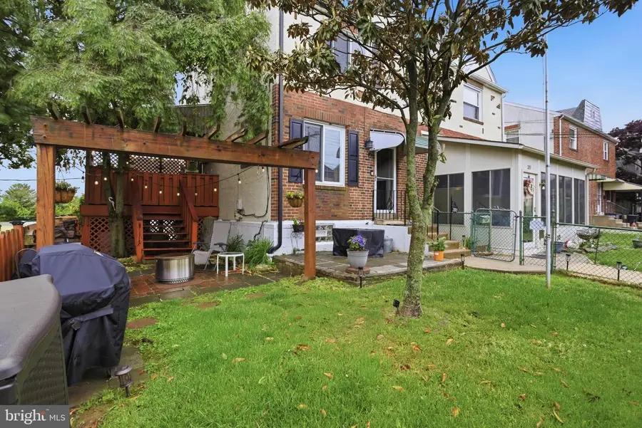 201 Willowbrook Ave, Folsom, PA 19033 - #3