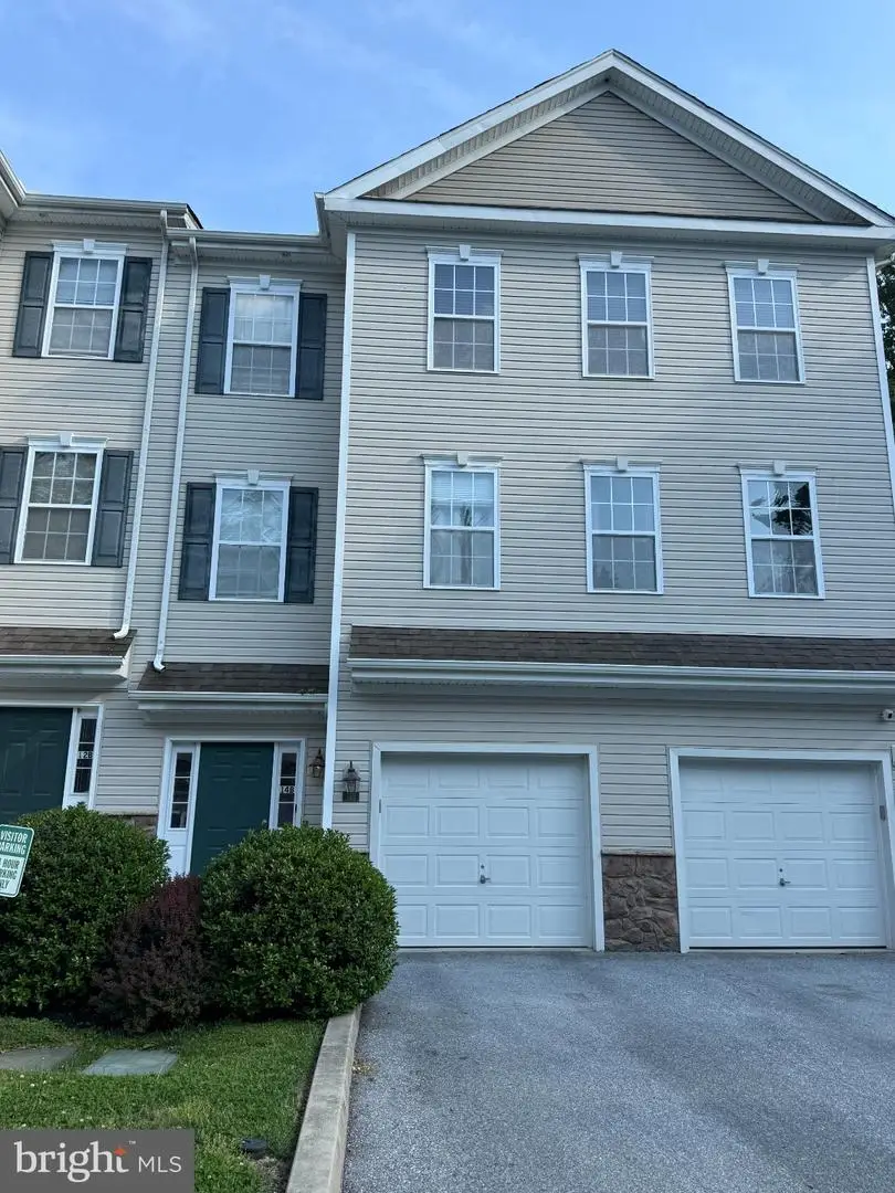 14-b Hillview Cir, Lansdowne, PA 19050 - #1