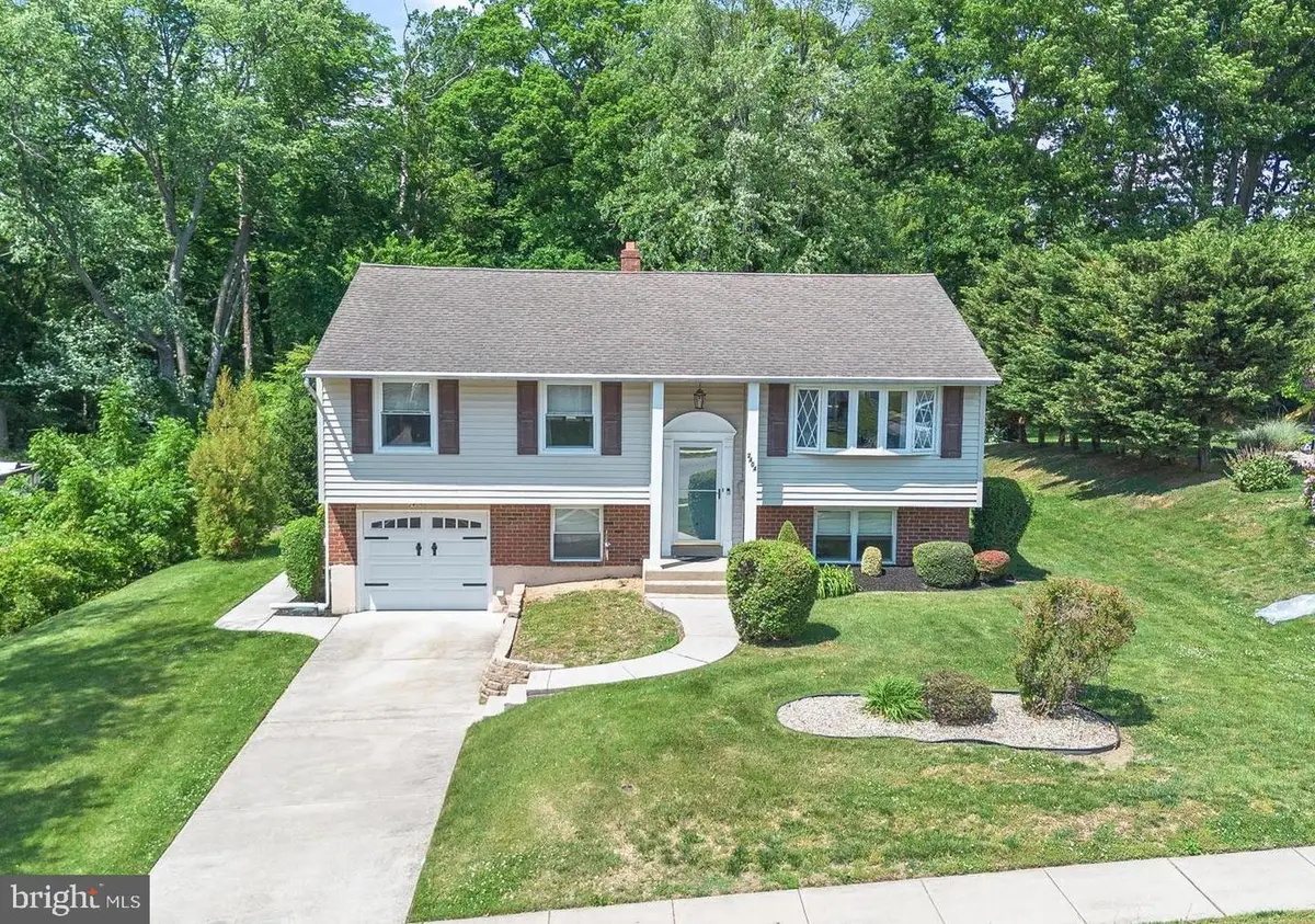 2404 Weir Rd, Aston, PA 19014 - #1