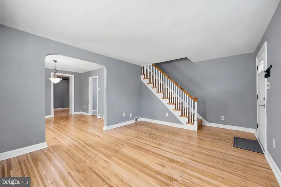 2135 Armstrong Ave, Morton, PA 19070 - #3