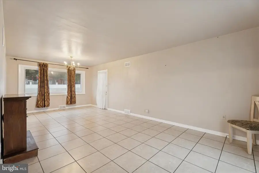 301 S New Ardmore Ave, Broomall, PA 19008 - #2