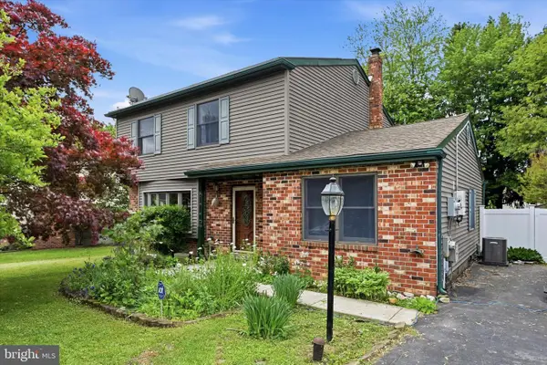 319 Willowbrook Rd, UPPER CHICHESTER, PA 19061