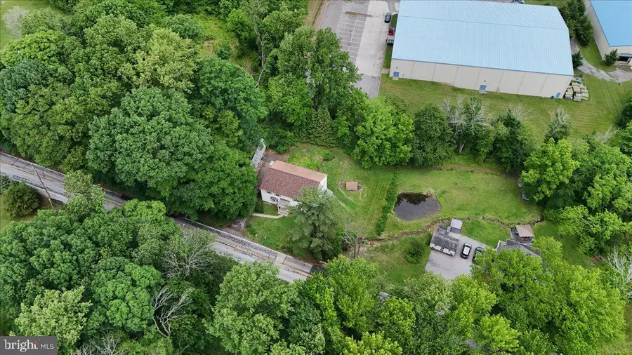 1460 Garnet Mine Rd, Garnet Valley, PA 19060 - #3