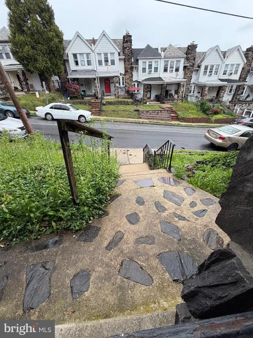 156 Springton Rd, Upper Darby, PA 19082 - #3