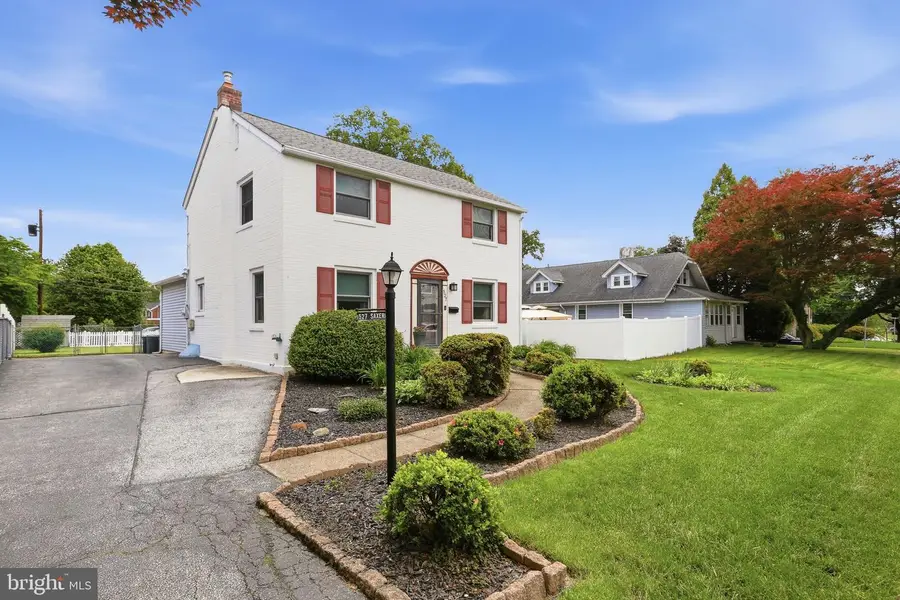 527 Saxer Ave, Springfield, PA 19064 - #2