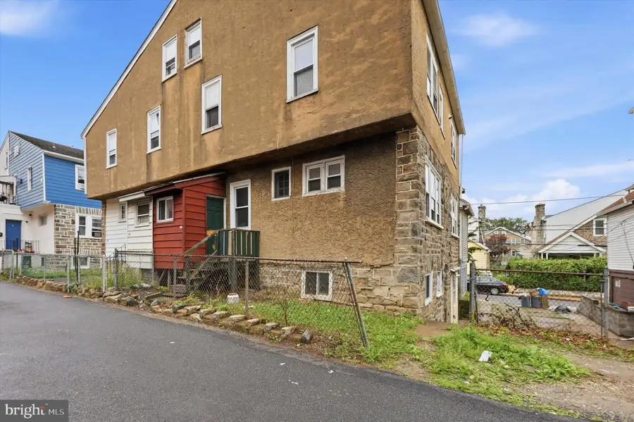 55 Richfield Rd, Upper Darby, PA 19082 - #3