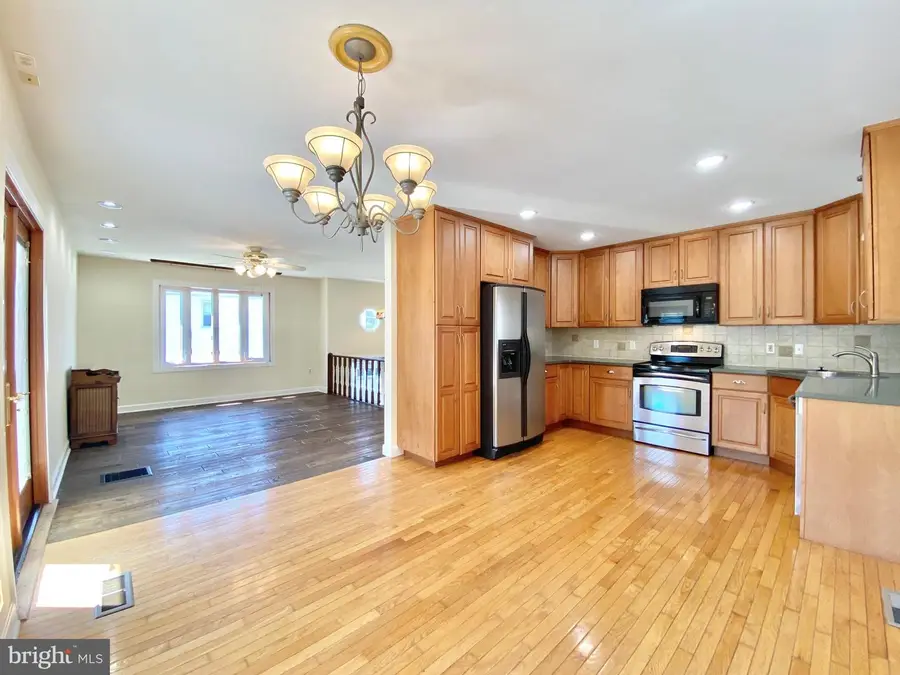 227 Elm Ave, Media, PA 19063 - #3