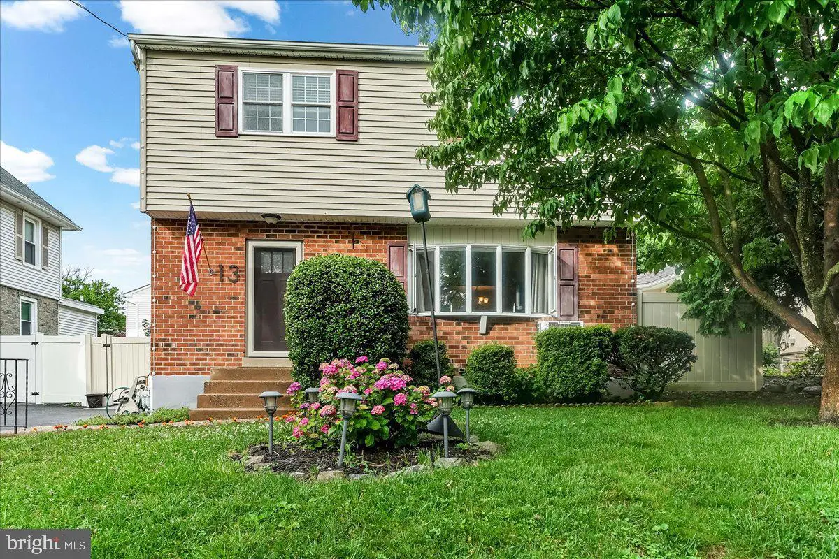13 Mccormick Ave, Ridley Park, PA 19078 - #1