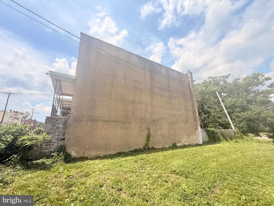 502 W 10th, Chester, PA 19013 - #2