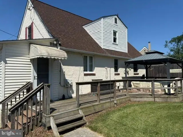 331 E Woodlyn Cir, Woodlyn, PA 19094 - #3