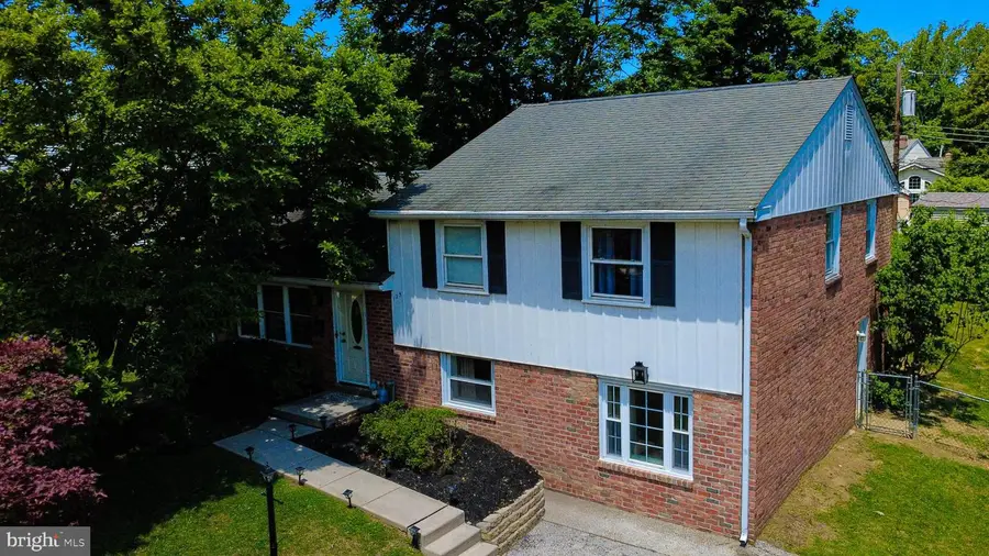 125 W Thomson Ave, Springfield, PA 19064 - #2