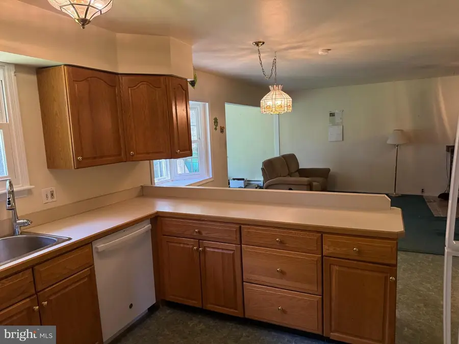 203 Moore Rd, Wallingford, PA 19086 - #2