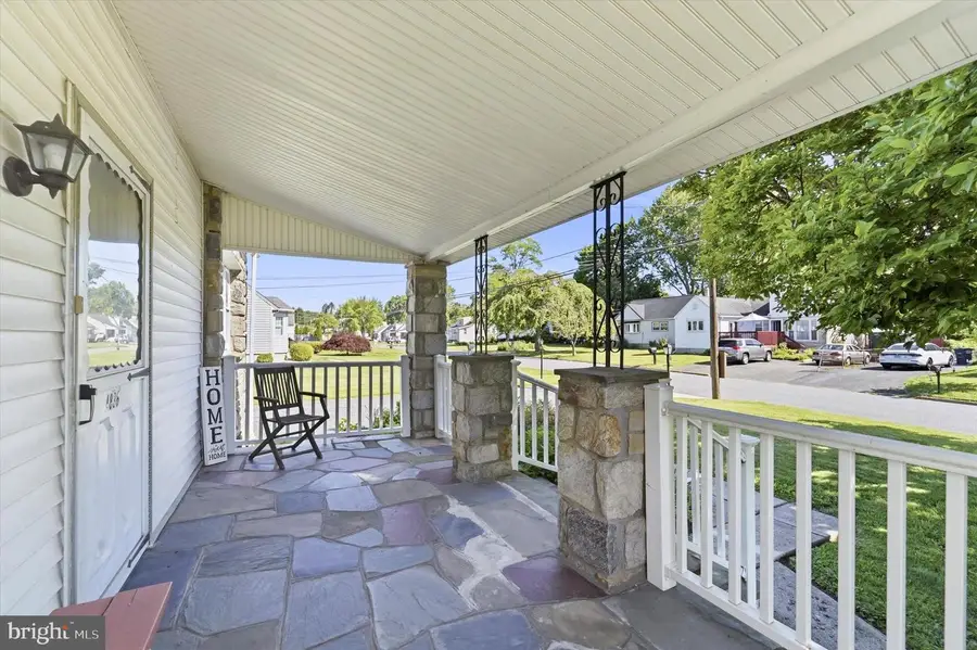 4836 Greenwood St, Brookhaven, PA 19015 - #2