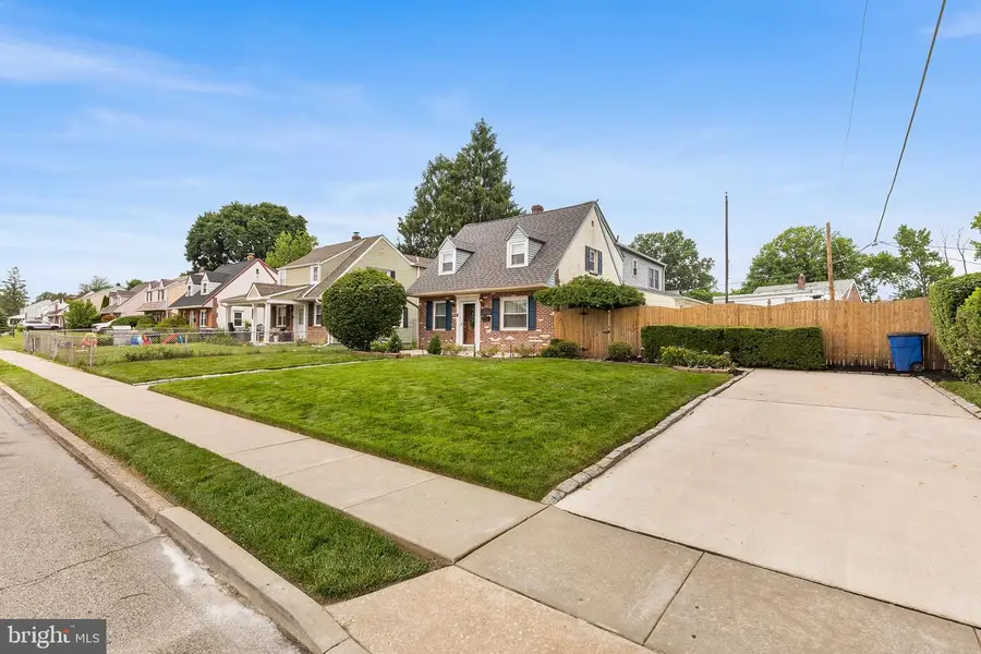 2747 Springhill Rd, Secane, PA 19018 - #3