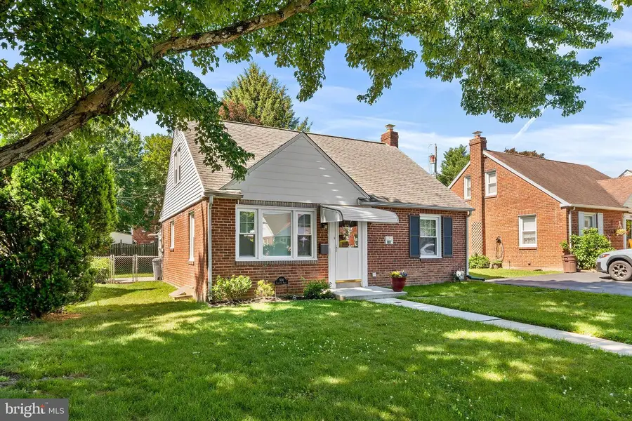 504 Lawrence Rd, Havertown, PA 19083 - #3