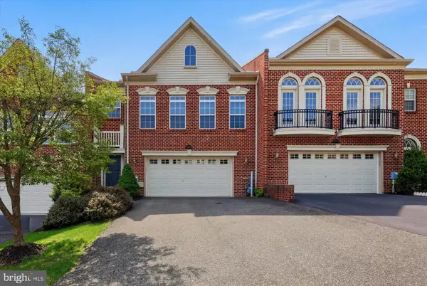3132 Fieldstone Ct #68, GARNET VALLEY, PA 19060
