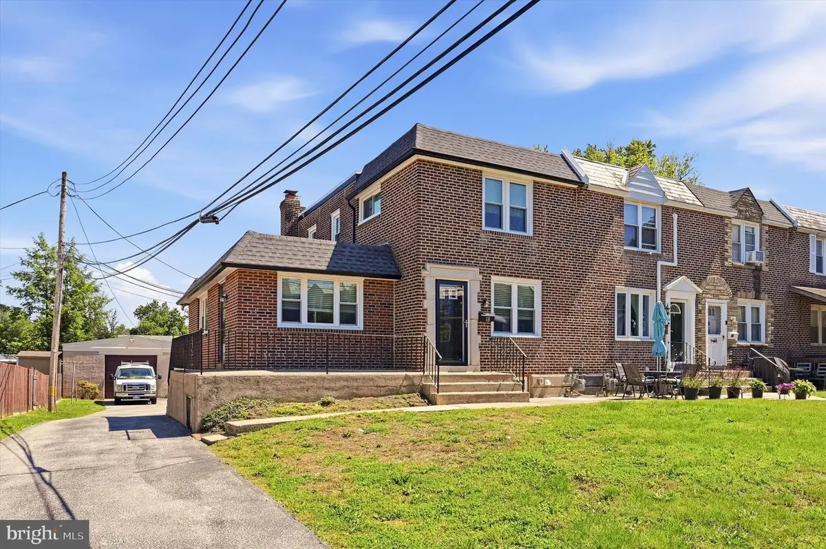 18 W Madison Ave, Clifton Heights, PA 19018 - #1