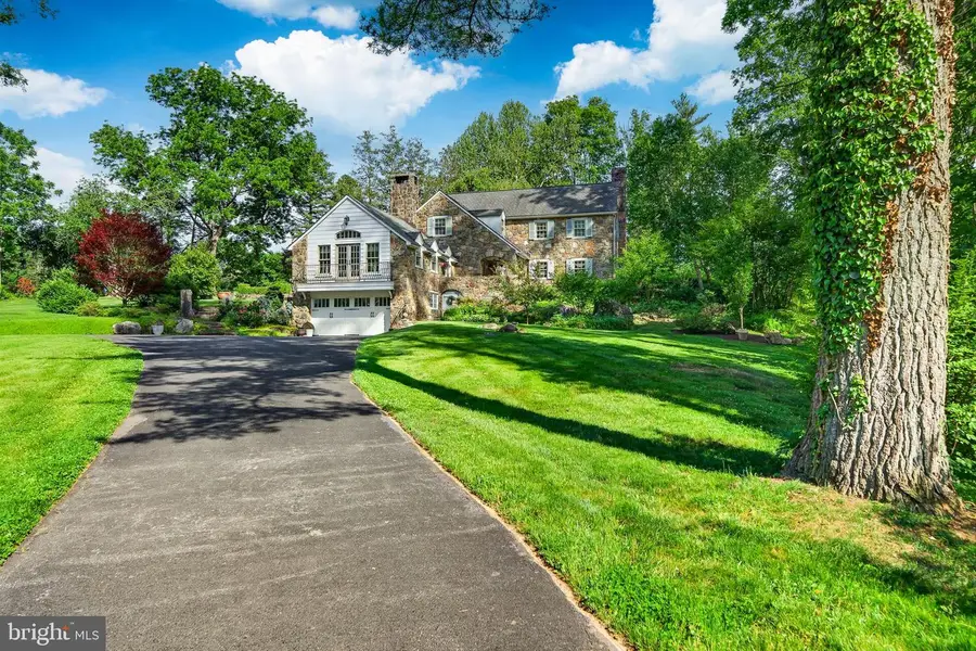 163 Creek Rd, Glen Mills, PA 19342 - #3