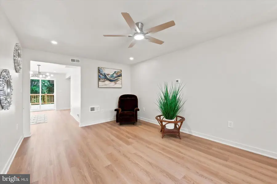 1162 Taylor Dr, Folcroft, PA 19032 - #3